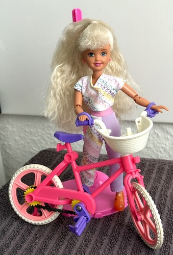 Barbie bicylin fun stacie - fun,