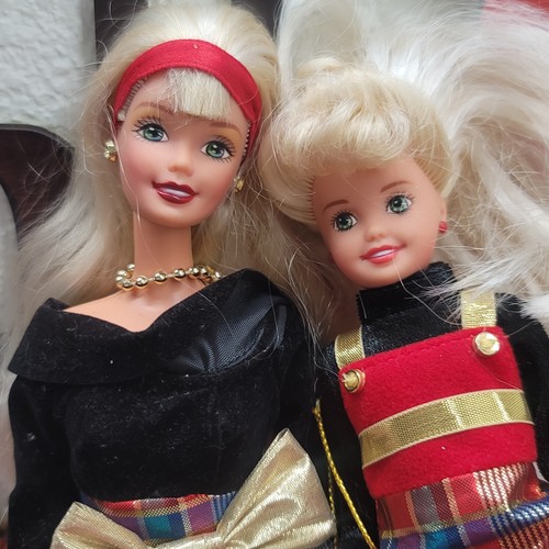 1998 holiday sisters barbie - sisters,